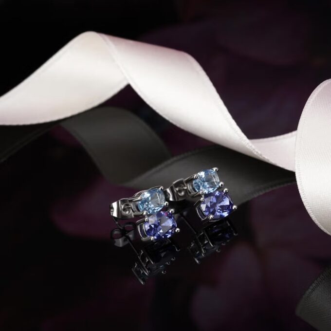 Boucles d'Oreilles en Argent avec Cristaux Bleus - Modèle Penché Morellato SAVY17