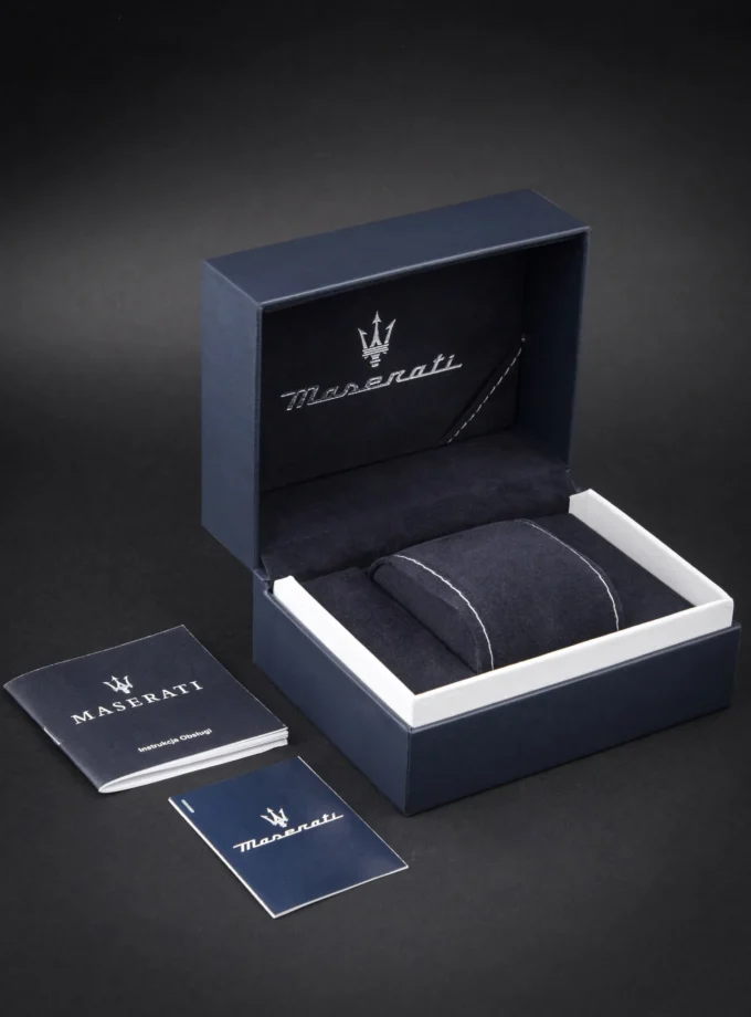 Montre Homme Maserati Sfida – R8823140013 – Boîtier Acier 44 mm Argenté – Mouvement Automatique – Affichage Analogique – Bracelet Acier Argent – Étanchéité 100 m (10 ATM) – Boucle Déployante – Design Élégant et Raffiné.