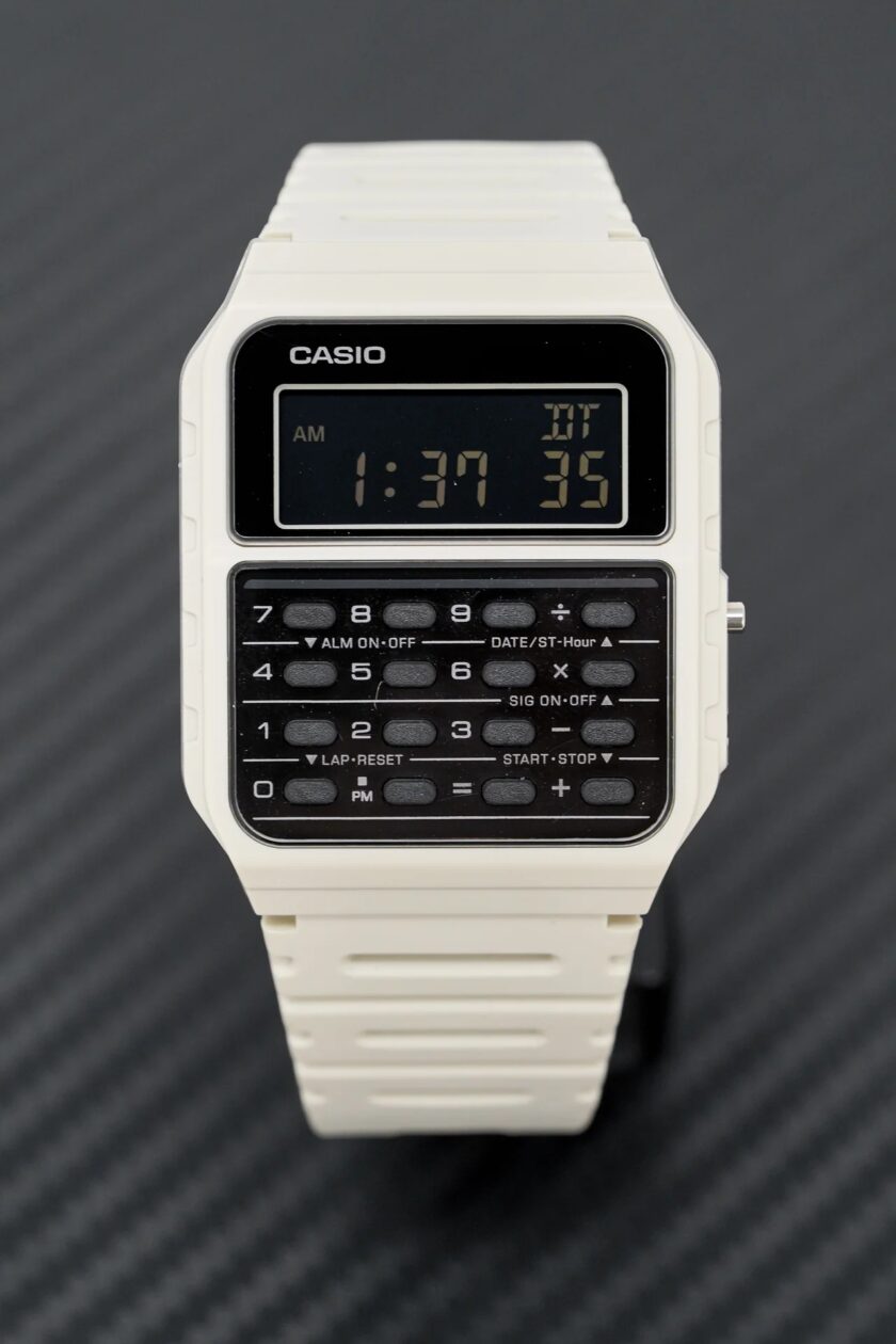 montre calculatrice casio ca 53wf 8bdf unisexe quartz, double fuseau horaire, alarme, chronomètre résine blanc ca 53wf 8bdf