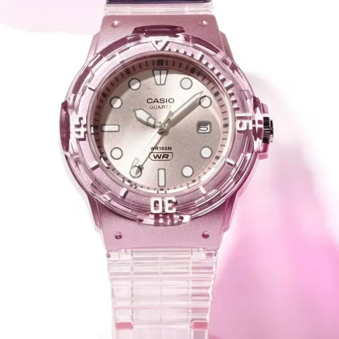 Casio LRW-200HS-4EVDF - Montre Unisexe avec Affichage Analogique et Bracelet en Résine