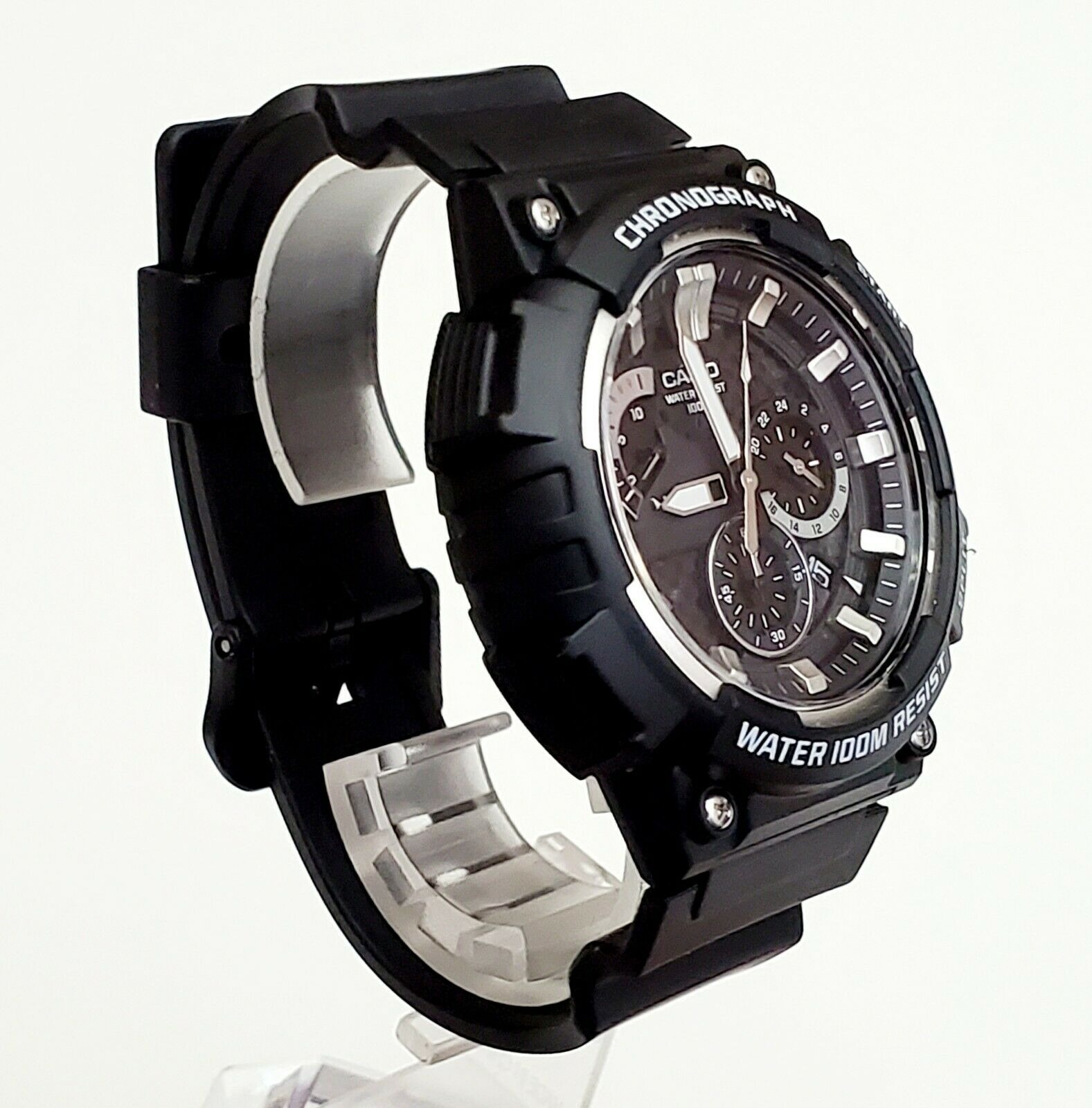 casio-mcw-200h-1avdf-montre-multifonctionnelle-avec-resistance-a-leau-de-200-metres-verre-saphir-mcw-200h-1avdf