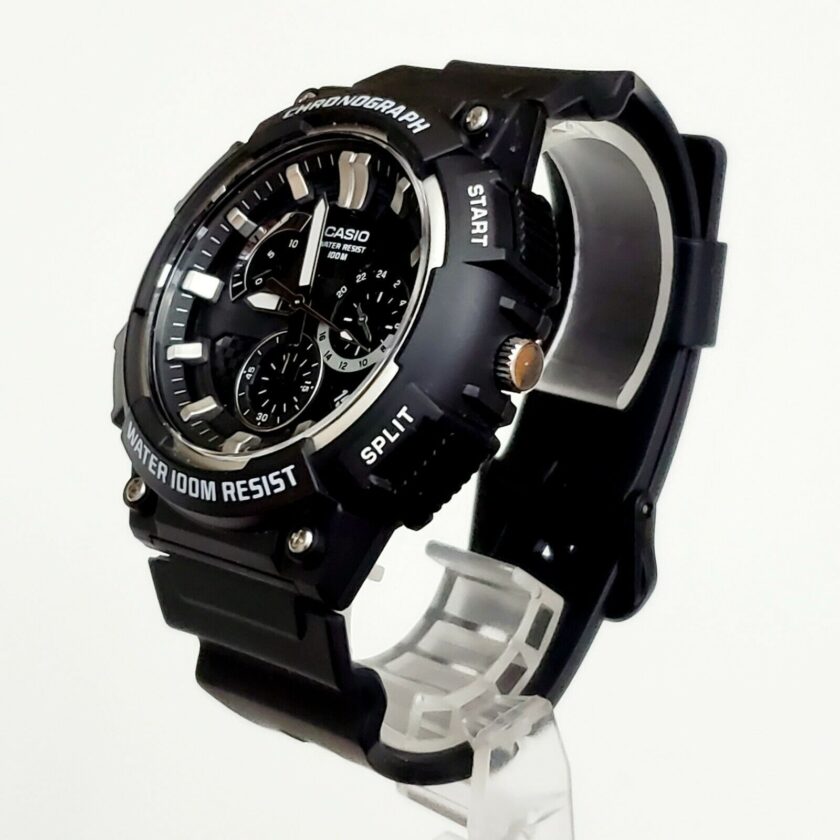 casio-mcw-200h-1avdf-montre-multifonctionnelle-avec-resistance-a-leau-de-200-metres-verre-saphir-mcw-200h-1avdf