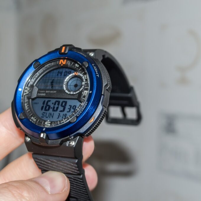 Montre Casio SGW-600H-2ADR - Idéale pour la Plongée avec Fonctionnalités Avancées