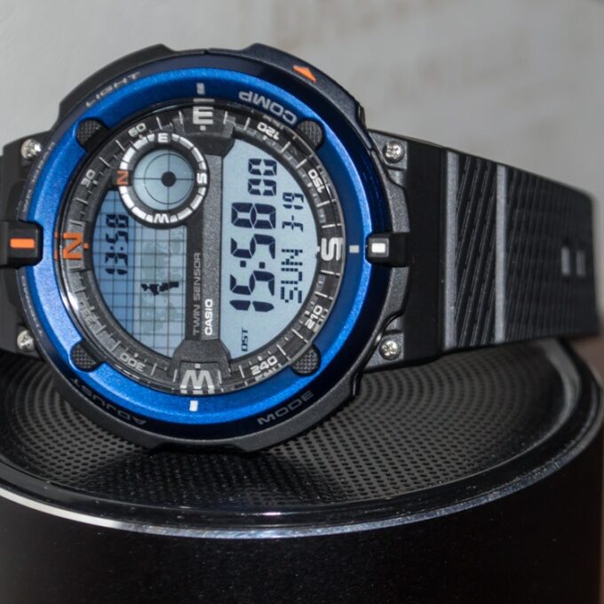 Montre Casio SGW-600H-2ADR - Idéale pour la Plongée avec Fonctionnalités Avancées