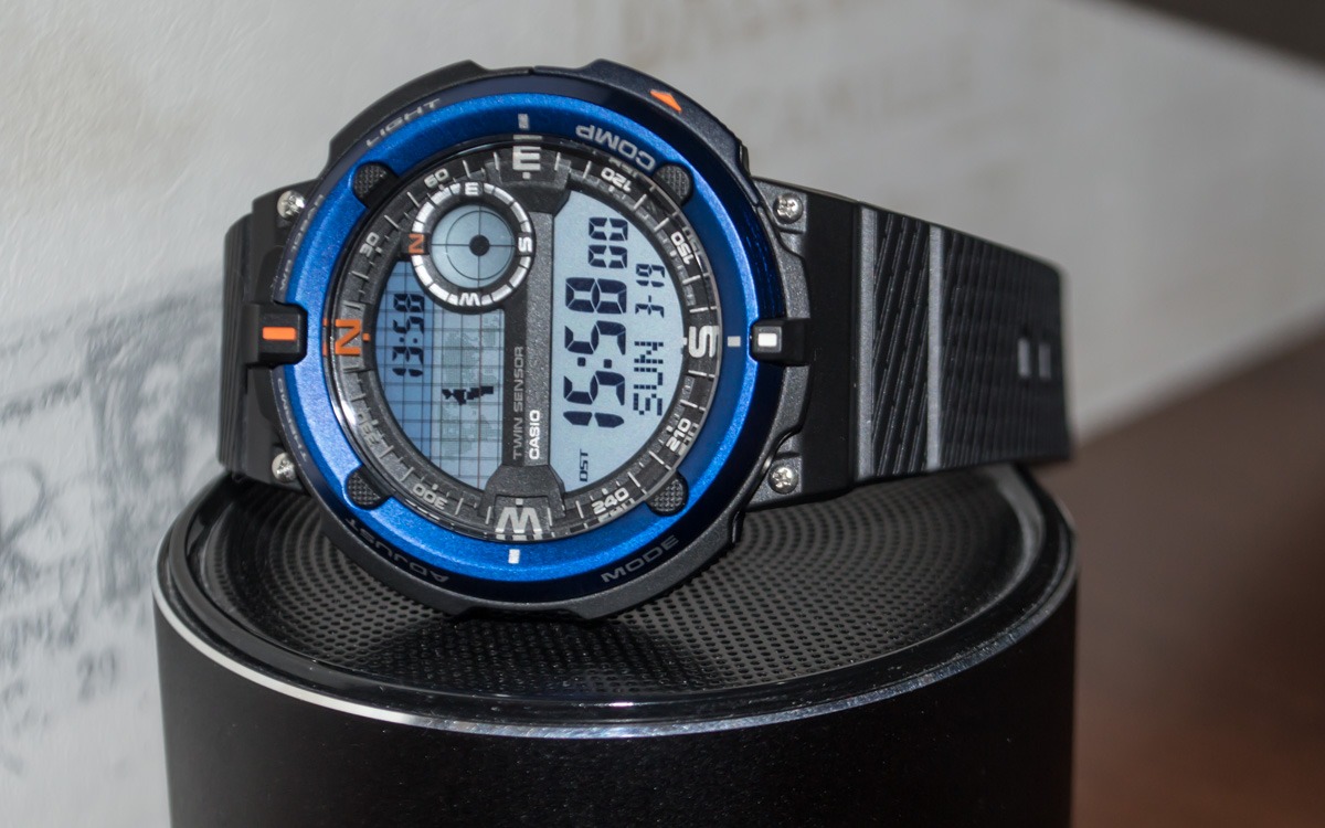 montre-casio-sgw-600h-2adr-ideale-pour-la-plongee-avec-fonctionnalites-avancees-sgw-600h-2adr