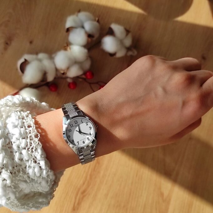 Montre femme Casio LTP-1274D-7B - Analogique, originale, acier inoxydable, argent - Montre classique élégante