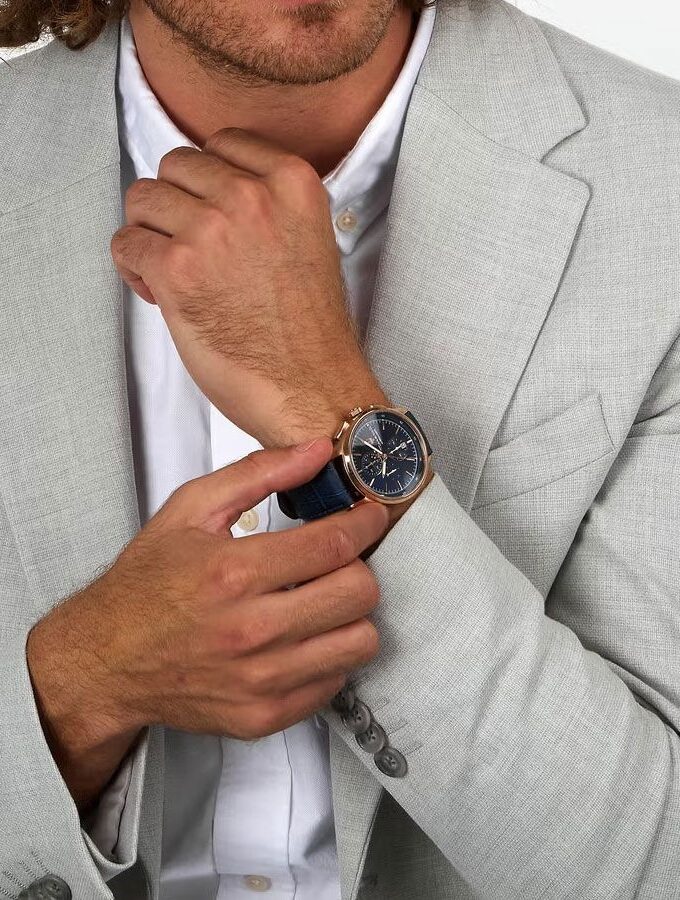 Montre Homme Maserati – R8871624009 – Chronographe Analogique – 42 mm – Bracelet en Cuir – Collection Sorpasso