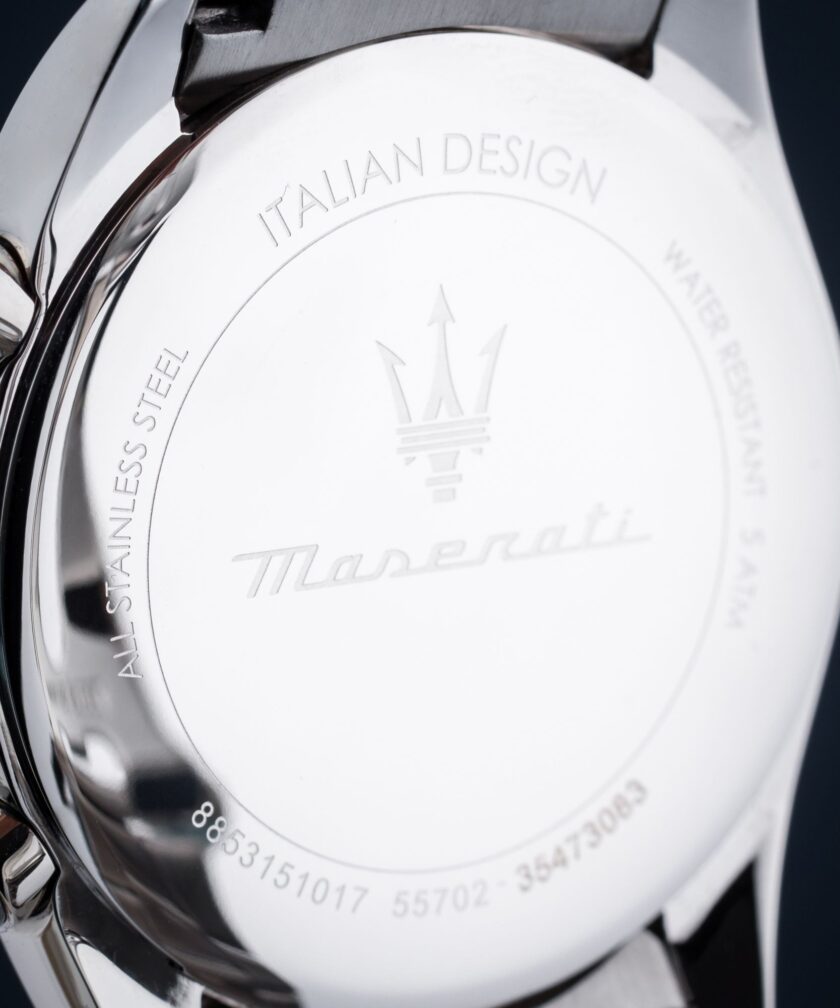 montre homme maserati attrazione – r8853151017 – boîtier acier inoxydable 43 mm – cadran vert sunray – mouvement analogique – bracelet acier inoxydable – pierre zircon noire – résistante à l’eau 5 atm – boucle déployante à sécurité – garantie maserati.