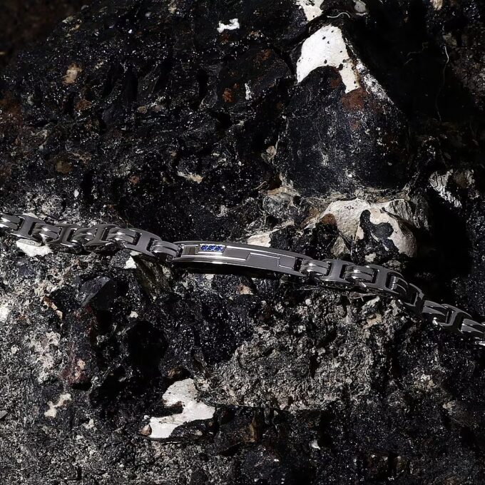 Bracelet Homme Sector Premium SAVK15 - Élégance en Inoxydable avec Cristaux Bleus