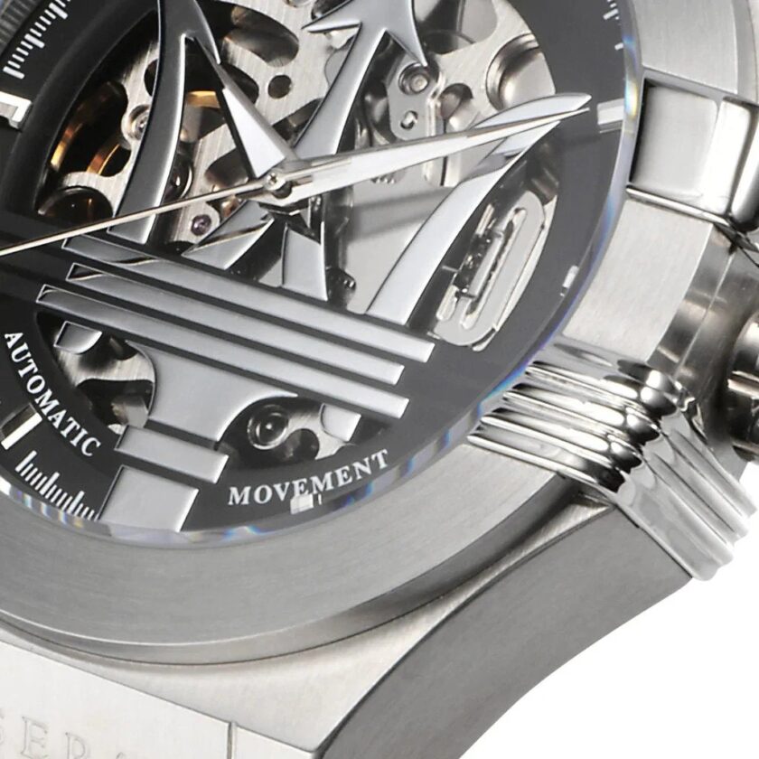 montre homme maserati potenza – r8821108038 – automatique – cadran 42 mm argenté – bracelet cuir noir – verre saphir – boucle ardillon – Étanchéité 100 mètres – garantie 2 ans – design Élégant avec trident central et rouages apparents verre saphir