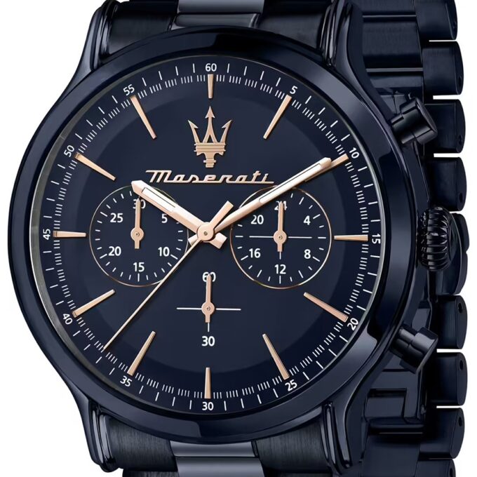 Montre Homme Maserati Epoca Blue Edition – R8873618032 – Chronographe 42 mm – Boîtier Acier Inoxydable Bleu Poli – Mouvement Quartz – Cadran Bleu avec Aiguilles Luminescentes – Bracelet Acier Inoxydable Bleu – Étanchéité 10 ATM – Boucle Pliante – Garantie 2 Ans