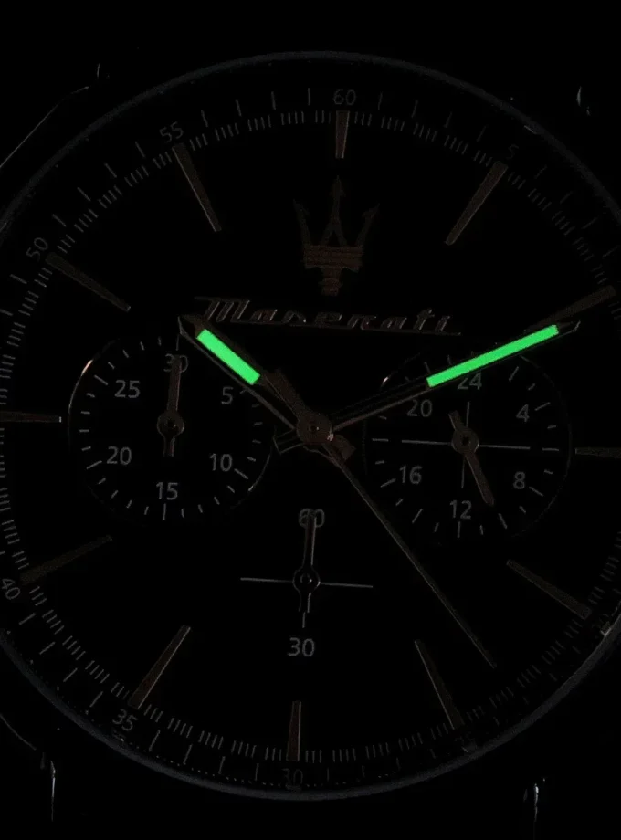 Montre Homme Maserati Epoca Blue Edition – R8873618032 – Chronographe 42 mm – Boîtier Acier Inoxydable Bleu Poli – Mouvement Quartz – Cadran Bleu avec Aiguilles Luminescentes – Bracelet Acier Inoxydable Bleu – Étanchéité 10 ATM – Boucle Pliante – Garantie 2 Ans