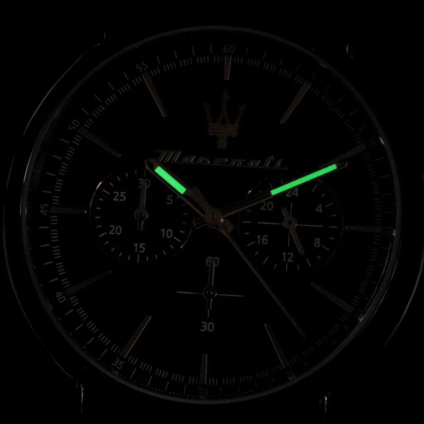 montre homme maserati epoca blue edition – r8873618032 – chronographe 42 mm – boîtier acier inoxydable bleu poli – mouvement quartz – cadran bleu avec aiguilles luminescentes – bracelet acier inoxydable bleu – Étanchéité 10 atm – boucle pliante – garantie 2 ans