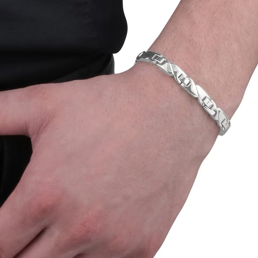 bracelet sector sli59 look masculin en acier hypoallergénique idéal pour un usage quotidien
