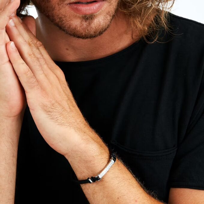 Bracelet Homme Sector Bandy SZV112 - Inoxydable et Cuir - 21 cm - Couleurs Argent et Noir