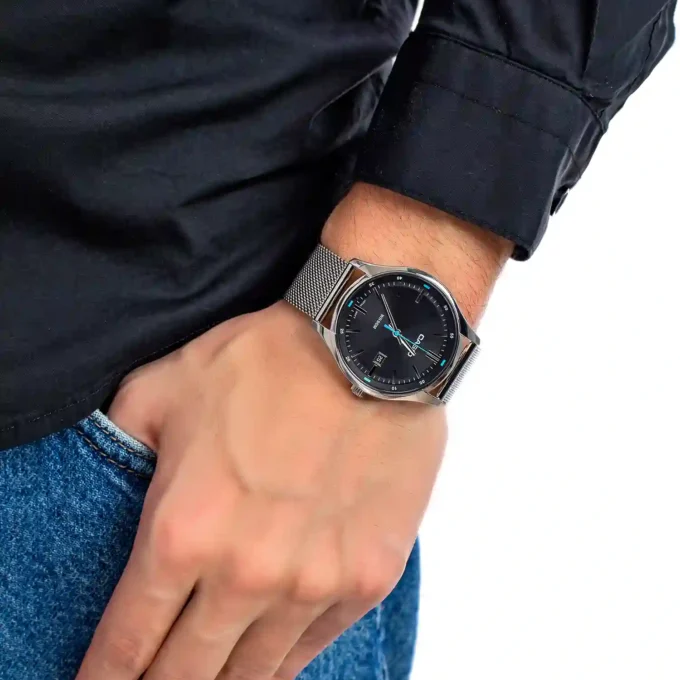 Montre Homme Casio - Élégance Classique avec Cadran Noir et Bracelet en Acier - MTP-E710M-1AVDF