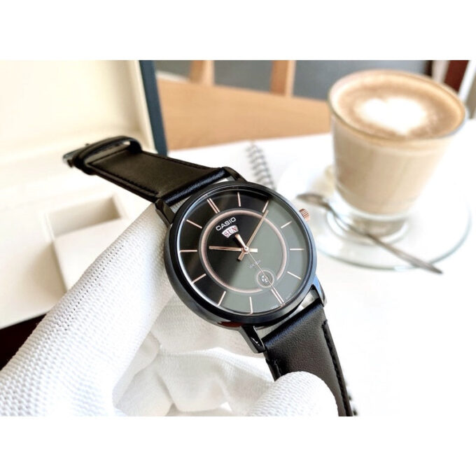 Montre Homme - Casio - Classique, Cadran Noir, Date, Résistante à l’Eau 50m - Acier Inoxydable - Bracelet Cuir Noir - MTP-B120BL-1AVDF