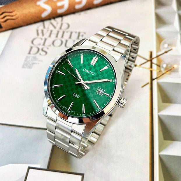 Casio MTP-VD03D-3A1UDF - Montre Élégante pour Homme avec Bracelet en Acier Inoxydable