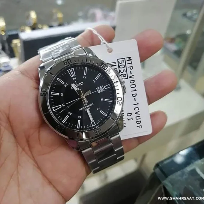 Montre Classique Casio MTP-VD01D-1CVUDF - Homme - Élégance, Design Intemporel, Étanche, Précision - Bracelet Cuir - Cadran Noir - Ref MTP-VD01D