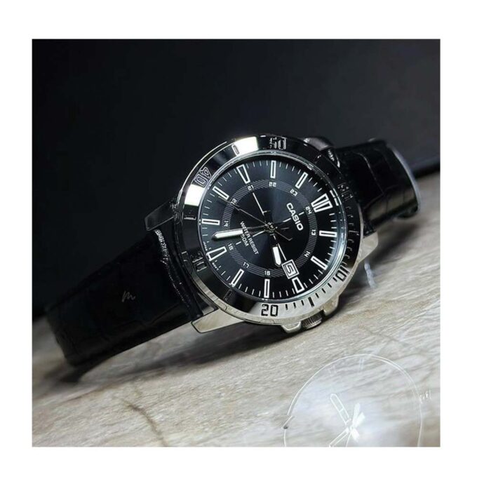 Montre - Casio - Homme - Cadran Noir, Bracelet Cuir, Style Classique, Résistante à l’Eau - Cuir - Noir - MTP-VD01L-1CVUDF