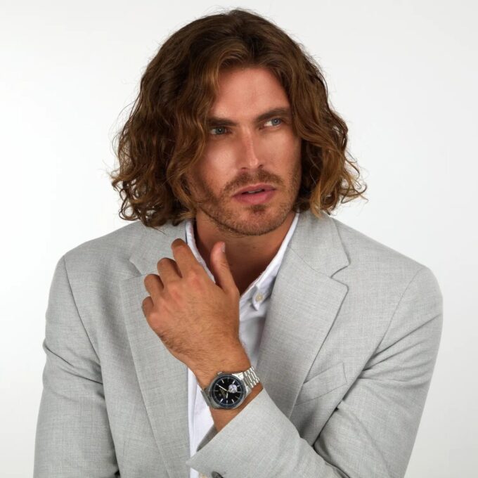 Montre Homme Maserati Sorpasso – R8823124002 – Automatique – Cadran 42 mm Bleu avec Cœur Ouvert – Bracelet Acier Argenté – Boucle Déployante – Verre Minéral – Étanchéité 100 Mètres (10 ATM) – Garantie 2 Ans – Design Sportif et Chic