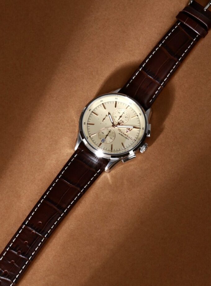 Montre Homme Maserati Sorpasso – R8871624010 – Bracelet en Cuir – Boucle Ardillon – Poids 85 g – Emballage d'Origine