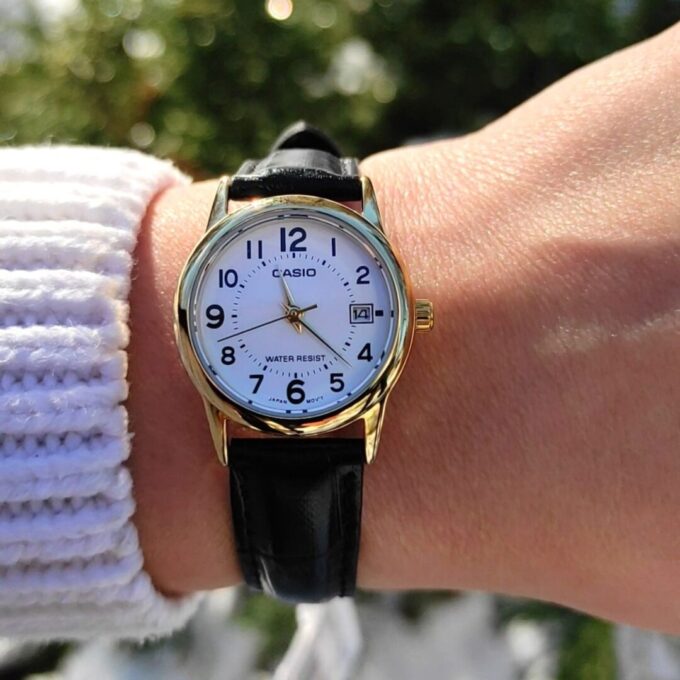 Montre Femme Casio - Style Chic Classique, Cadran Doré, Bracelet Cuir - Doré - LTP-V002GL-7BUDF