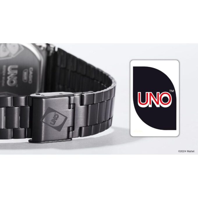 Casio Vintage x UNO, Montre A168WEUC-1ADR - Design Classique et Fonctionnalités Pratiques