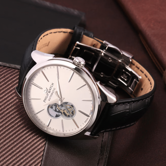 Montre Homme Philip Watch Roma R8221217006 - Automatique, Acier 41 mm, Verre Saphir, Cuir Noir, Étanche 5 ATM. - Verre Saphir