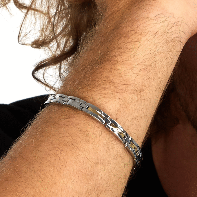 Bracelet Sector Premium SAVK12 - Emballage Original et Design Unique