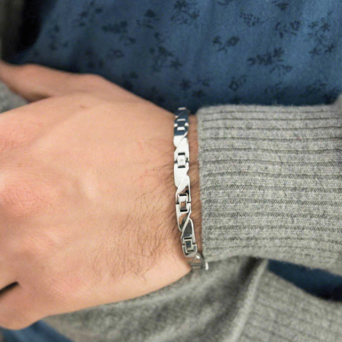 Bracelet Sector SLI59 - Look Masculin en Acier Hypoallergénique - Idéal pour un Usage Quotidien