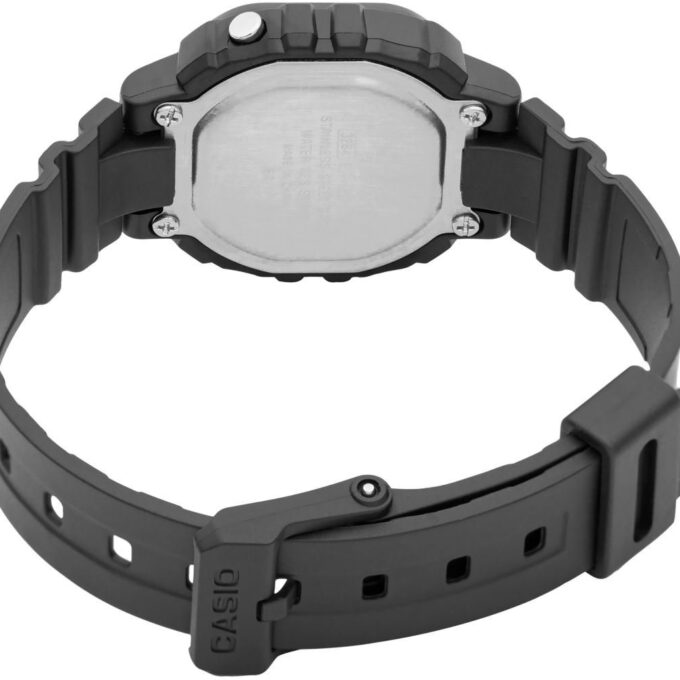 Montre Casio Résine Noir – Dimensions Compactes – Bracelet en Résine – Chronomètre 1/100 Sec – Alarme Quotidienne – Lumière LED Ambre – Calendrier Automatique – Étanchéité – Autonomie 5 Ans – Design Léger et Polyvalent.