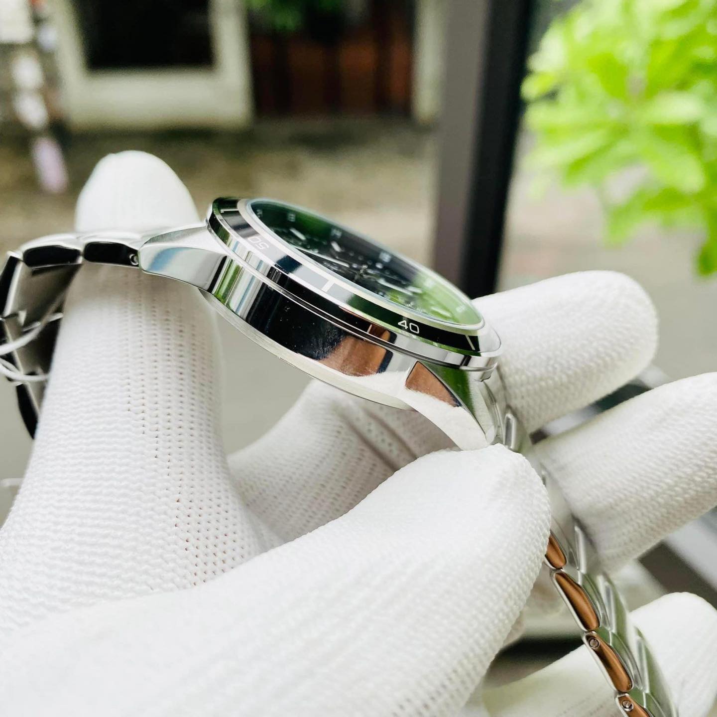 montre-casio-edifice-efr-526d-1avudf-design-moderne-et-fonctionnalites-pratiques-efr-526d-1avudf