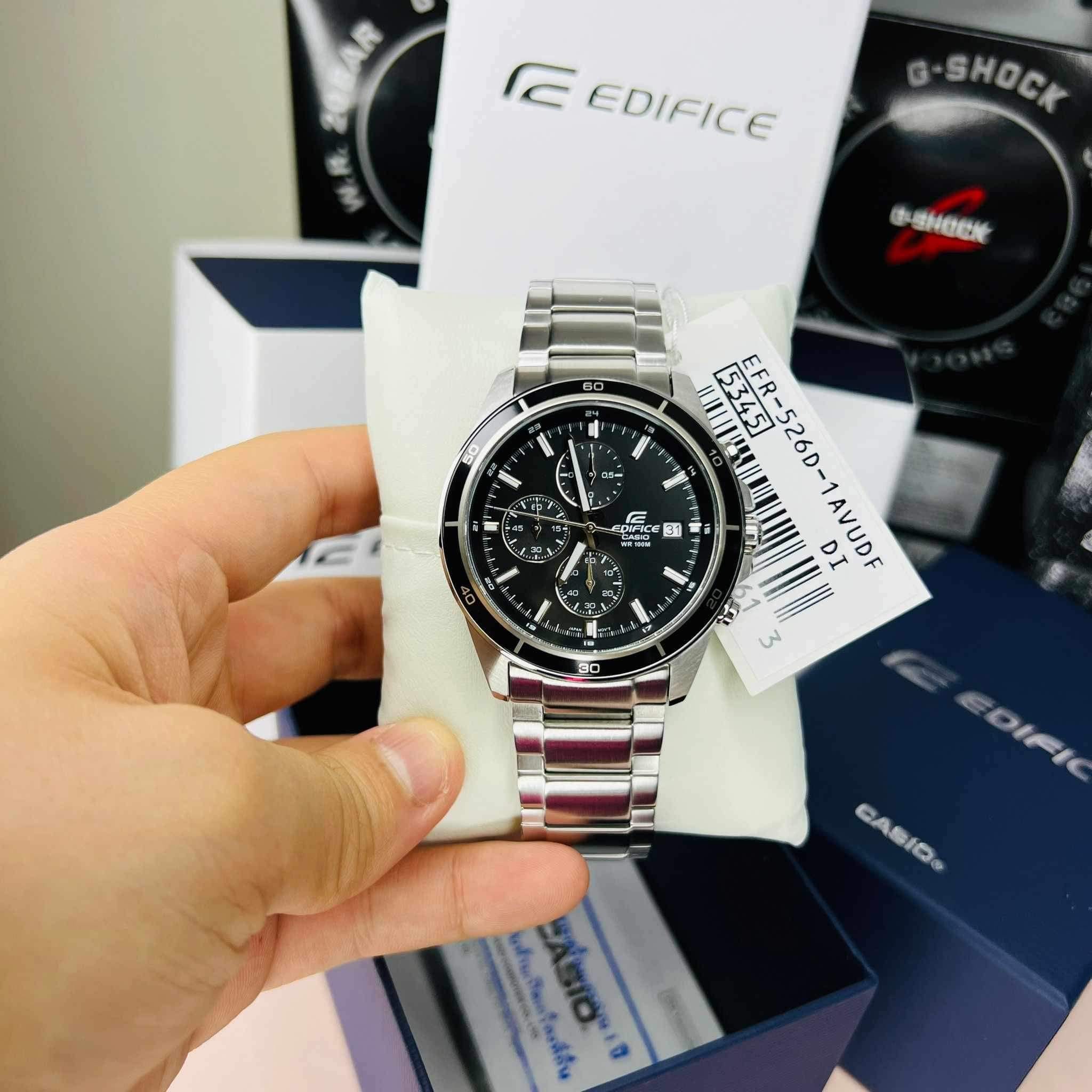 montre-casio-edifice-efr-526d-1avudf-design-moderne-et-fonctionnalites-pratiques-efr-526d-1avudf