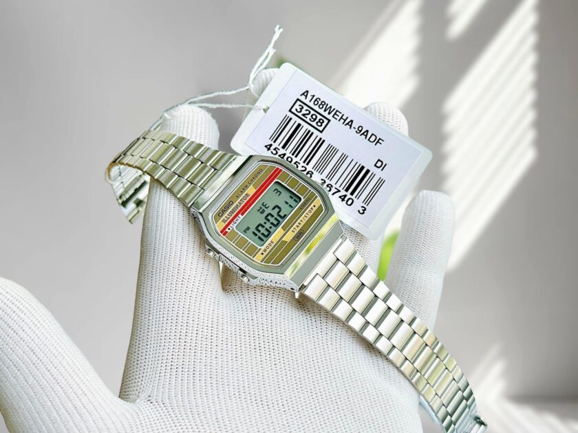 montre classique homme casio a168weha 9adf digital, acier inoxydable, bracelet argenté, affichage led, Étanche, référence a168weha 9adf