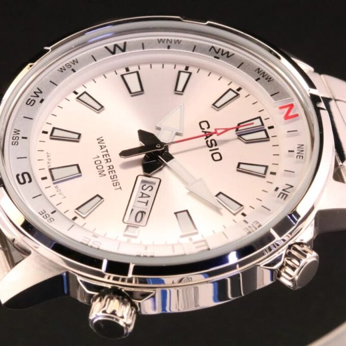 Montre Classique Homme - Casio - Quartz, Acier Inoxydable, Étanche 100m, Affichage Jour/Date, Aiguilles Lumineuses - Argenté - MTD-130D-7AVDF