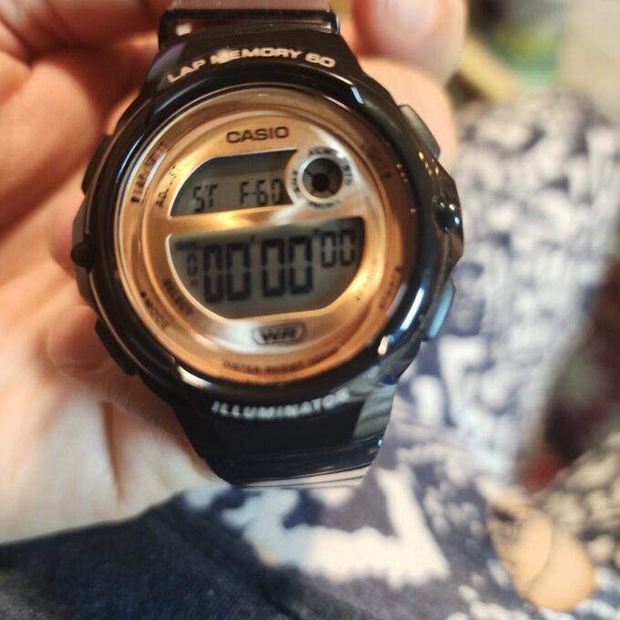 Montre Classique Homme - Casio LWS-1200H-1AVDF - Quartz, Étanche, Chronomètre, Alarme - Résine Noire