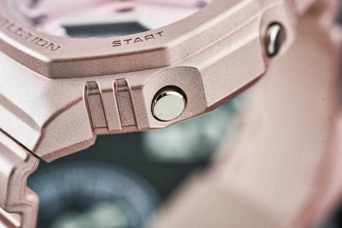 montre classique casio g shock femme résistante aux chocs, Étanche 200m, double led, design rose nacré résine biosourcée gma p2100st 4adr
