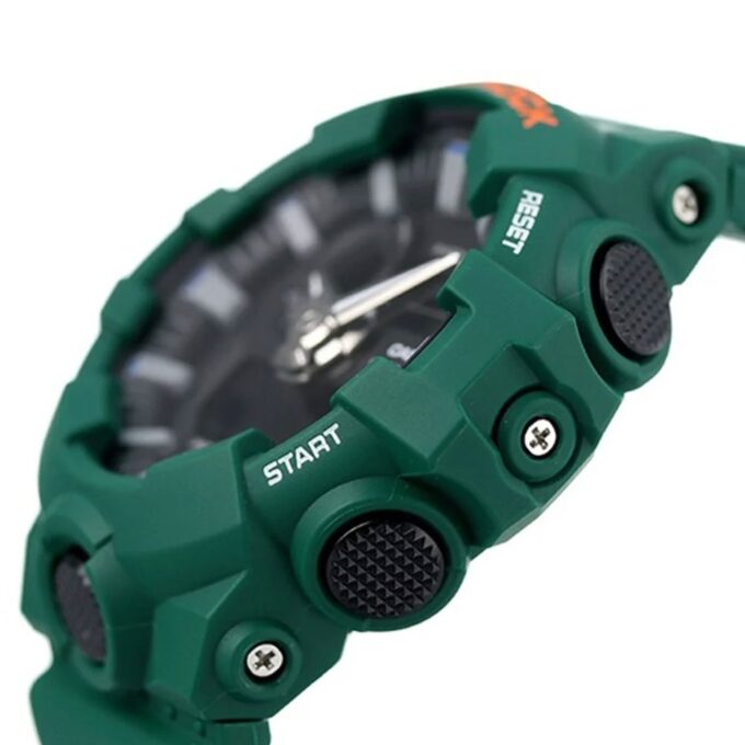 Montre Sport Homme - Casio G-Shock - Analogique et Digitale - Résistante aux Chocs, Étanche 200m, Chronomètre, Rétroéclairage - Résine - Vert - GA-700SC-3ADR