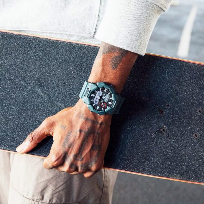 Montre Analogique-Digitale - G-SHOCK - Homme - Résistante aux Chocs, Étanche 200m, Batterie 10 Ans, Éco-Responsable - Résine Bio - Bleu - GA-010-2ADR