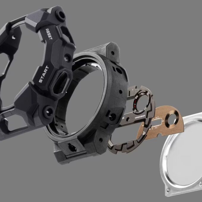 Montre Analogique-Digitale - G-SHOCK - Homme - Résistante aux Chocs, Étanche 200m, Batterie 10 Ans, LED Haute Luminosité - Bio-résine - Noir - Référence GA-010-1ADR