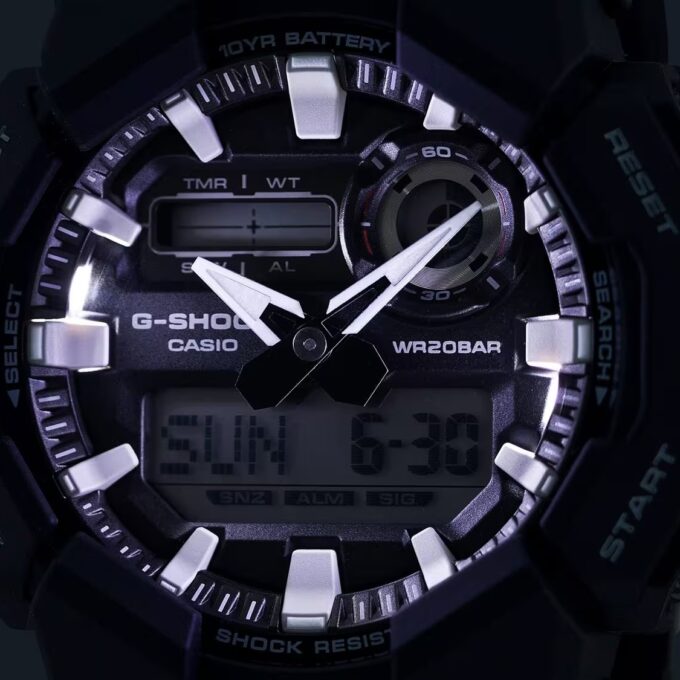 Montre Analogique-Digitale - G-SHOCK - Homme - Résistante aux Chocs, Étanche 200m, Batterie 10 Ans, LED Haute Luminosité - Bio-résine - Noir - Référence GA-010-1ADR