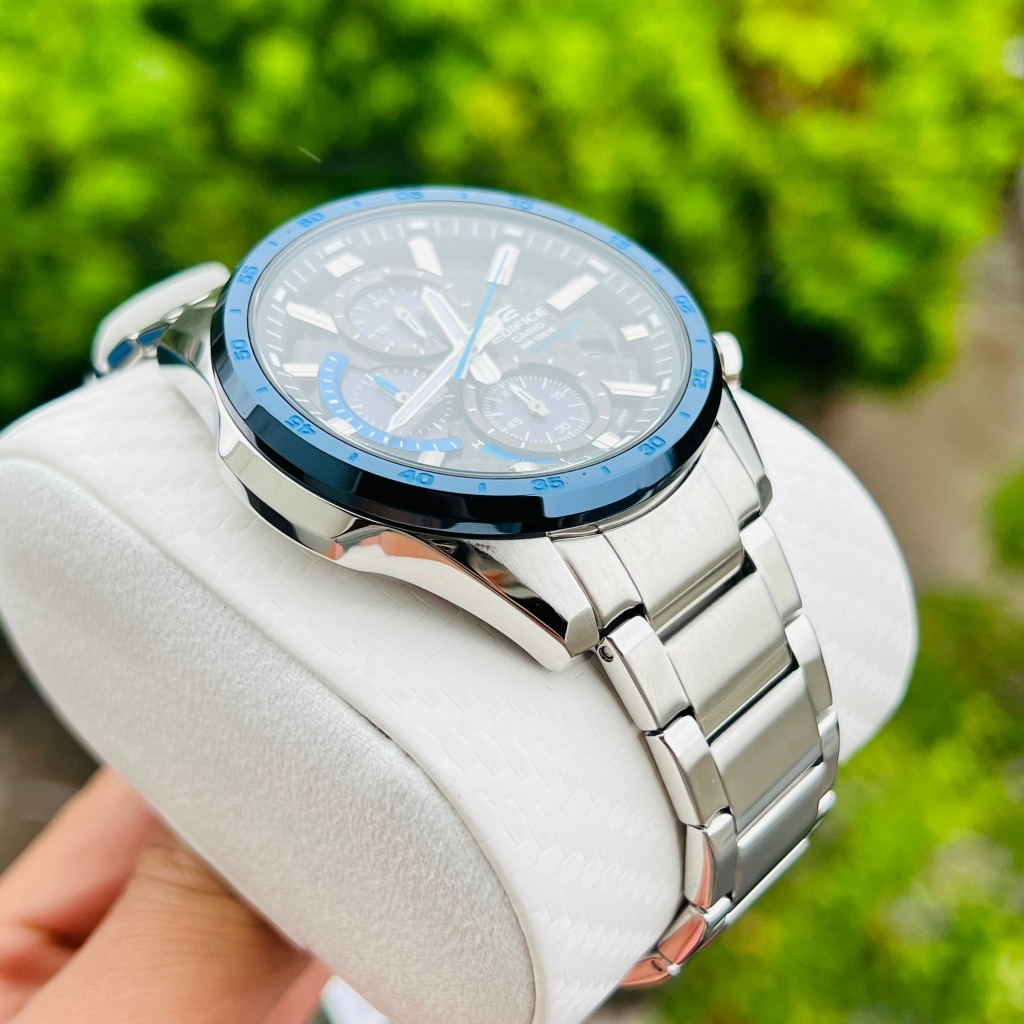 montre classique casio edifice homme chronographe, résistante à leau, bracelet acier inoxydable, verre minéral argent et bleu eqs 900db 2avudf