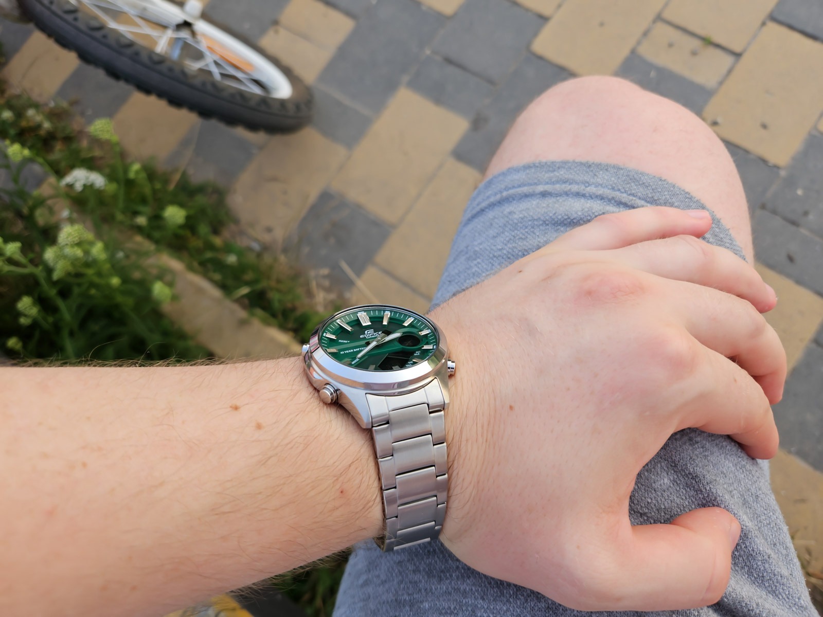 montre classique homme casio edifice efv c120d 3adf acier inoxydable, bracelet métal, multifonction, Étanche, cadran vert