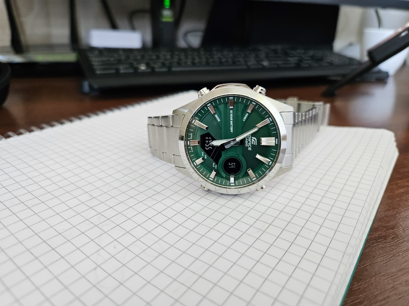 montre classique homme casio edifice efv c120d 3adf acier inoxydable, bracelet métal, multifonction, Étanche, cadran vert