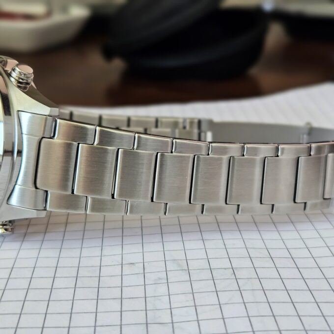 Montre Classique Homme - Casio Edifice EFV-C120D-3ADF - Acier Inoxydable, Bracelet Métal, Multifonction, Étanche, Cadran Vert