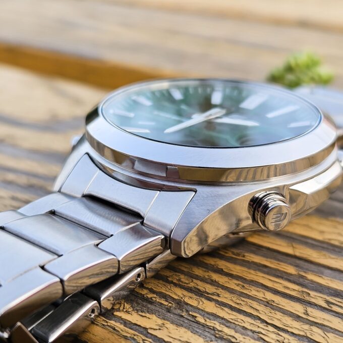 Montre Classique Homme - Casio Edifice EFV-C120D-3ADF - Acier Inoxydable, Bracelet Métal, Multifonction, Étanche, Cadran Vert