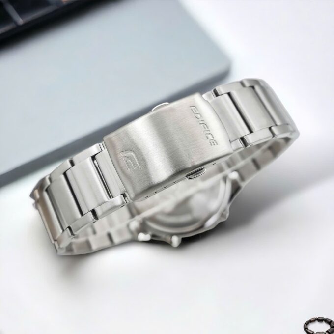 Montre Classique Homme - Casio Edifice - EFV-C110D-5ADF - Acier Inoxydable, Chronographe, Étanche, Bracelet Métal - Argent, Cadran Doré