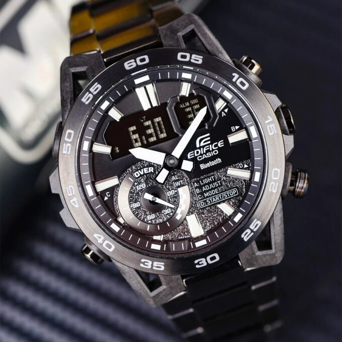 Montre Classique Homme - Casio Edifice - ECB-40BK-1ADF – Bluetooth, Chronographe, Étanche, Bracelet Résine Noire – Référence ECB-40BK-1ADF
