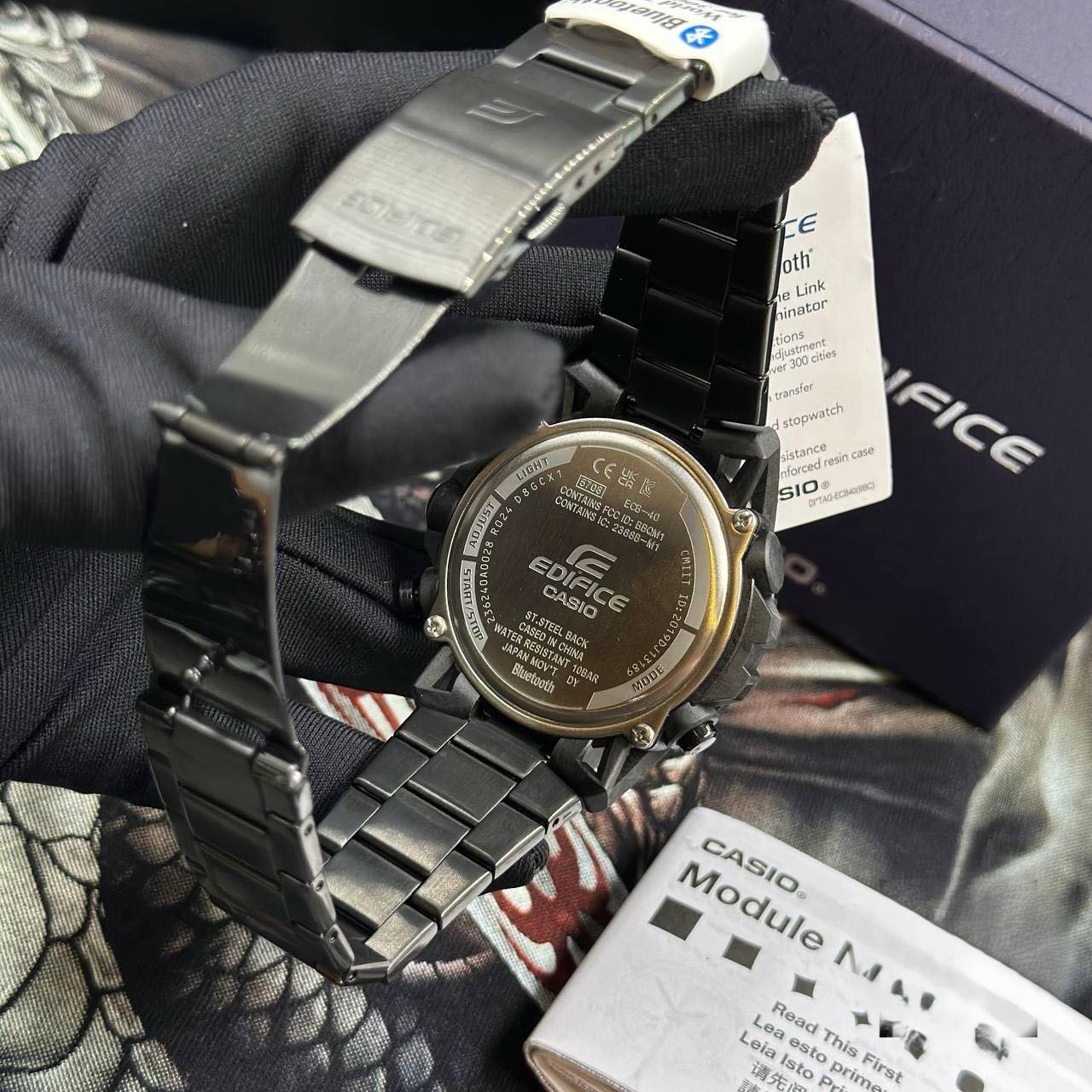 montre classique homme casio edifice ecb 40bk 1adf – bluetooth, chronographe, Étanche, bracelet résine noire – référence ecb 40bk 1adf